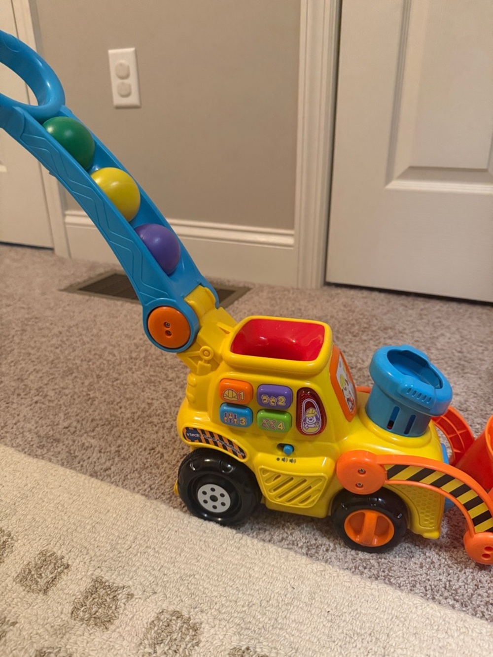 VTech Poppables Bulldozer like new- includes batteries